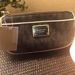 Michael Kors Jet Set Brown Travel Pouch